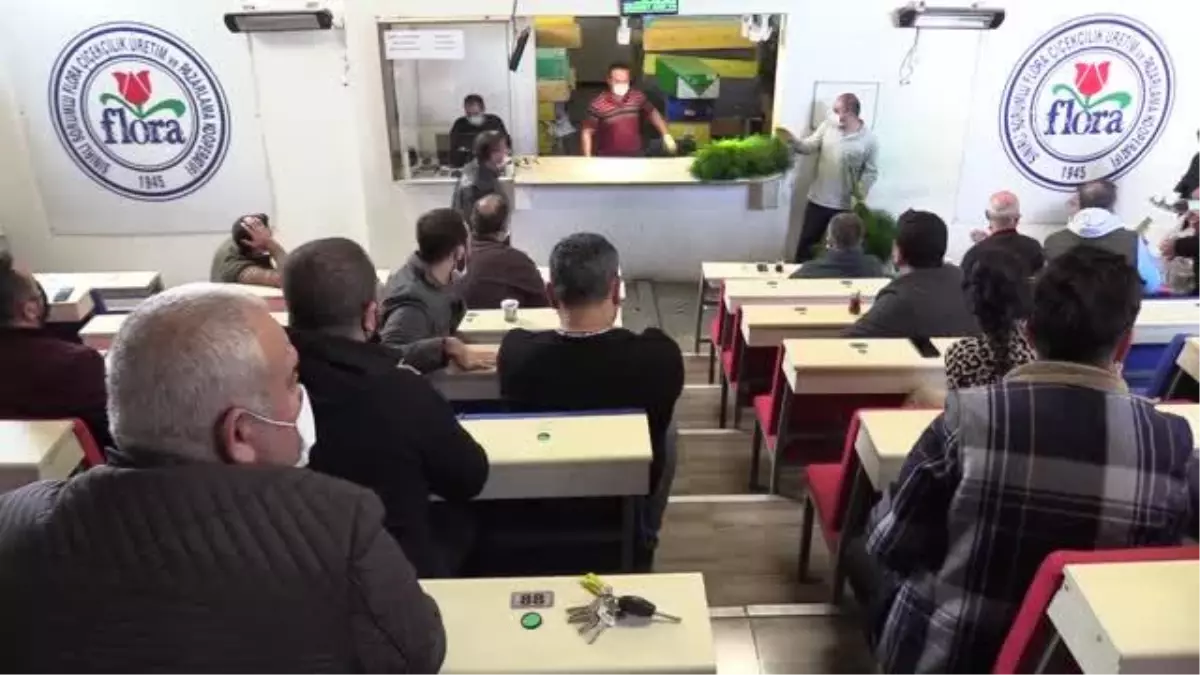 Çiçek mezatlarını 'altın gün' heyecanı sardı