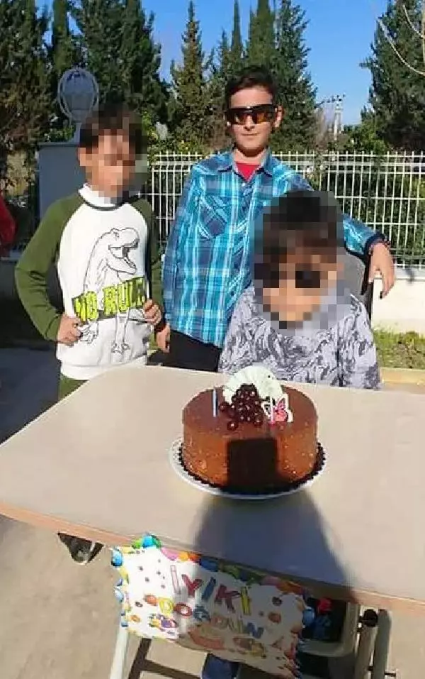 Dağda cesedi bulunan çocuğun cenazesi morgdan alındı