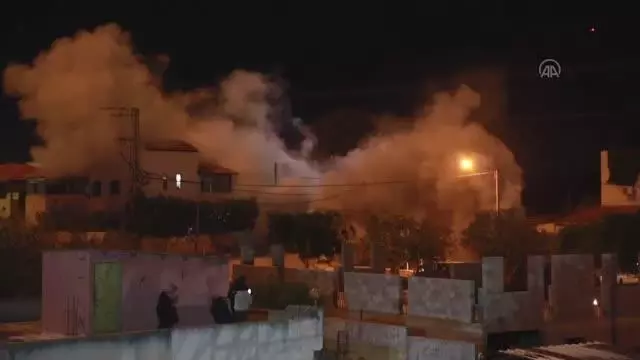 İsrail askerleri Filistinli tutuklunun Batı Şeria'daki evini havaya uçurdu (2)