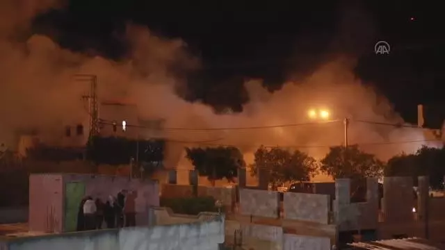 İsrail askerleri Filistinli tutuklunun Batı Şeria'daki evini havaya uçurdu (2)