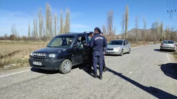 Konya'da mutasyonlu virüs görülen mahallelerde karantina devam ediyor