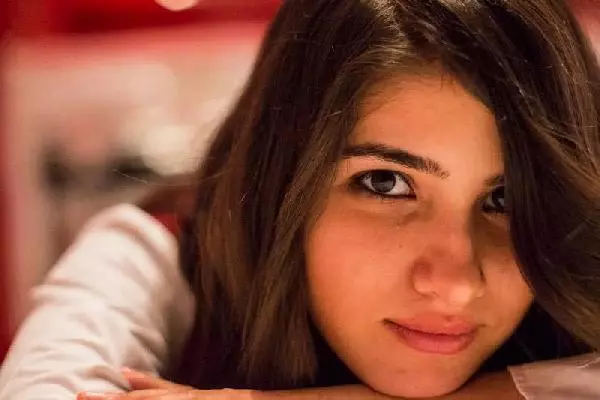 Son dakika haberi | Özgecan'ın ölüm yıl dönümünde annesi gözyaşlarını tutamadı; babası 'Kadına şiddet, insanlığa ihanettir' dedi