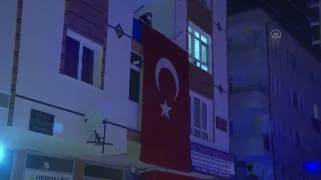 Son dakika gündem: Pençe Kartal-2 Harekatı'nda şehit düşen Astsubay Kıdemli Çavuş Turhan'ın ailesine acı haber verildi Son dakika gündem: Pençe Kartal-2 Harekatı'nda şehit düşen Astsubay Kıdemli Çavuş Turhan'ın ailesine acı haber verildi