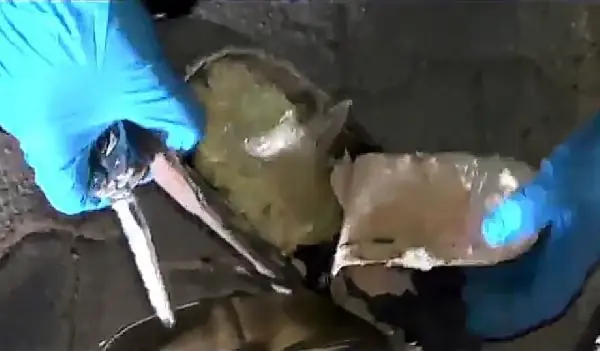 PKK'lılar bu kez eşofmanda patlayıcı fitili, sigarada bomba ateşleme kapsülü ile yakalandılar