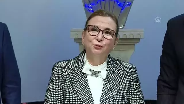 Bakan Pekcan: 'Gelir kaybı ve kira destekleri için 1 milyon 400 binin üzerinde başvuru onaylandı' Bakan Pekcan: 'Gelir kaybı ve kira destekleri için 1 milyon 400 binin üzerinde başvuru onaylandı'