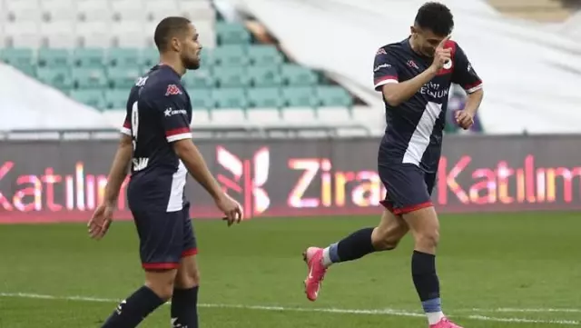 Gökdeniz Bayrakdar, the new Burak Yılmaz of Turkish football, entered the radar of big teams with his performance Gökdeniz Bayrakdar, the new Burak Yılmaz of Turkish football, entered the radar of big teams with his performance