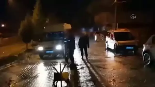 Bağ evine kumar oynadığı belirlenen 16 kişiye para cezası kesildi