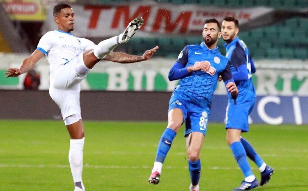 Erzurumspor, deplasmanda Çaykur Rizespor'u 2-0 mağlup etti
