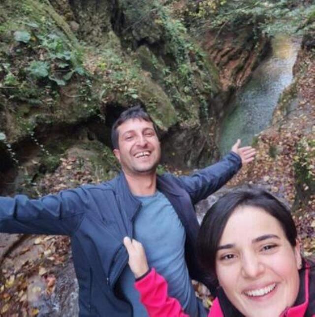Eve girenler cesetlerle karşılaştı! Eşini öldürdükten sonra intihar etti Eve girenler cesetlerle karşılaştı! Eşini öldürdükten sonra intihar etti