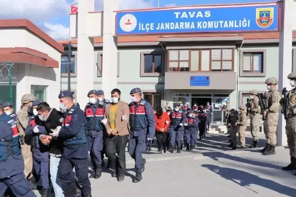 Komandolarında katıldığı uyuşturucu operasyonu şüphelileri adliyede