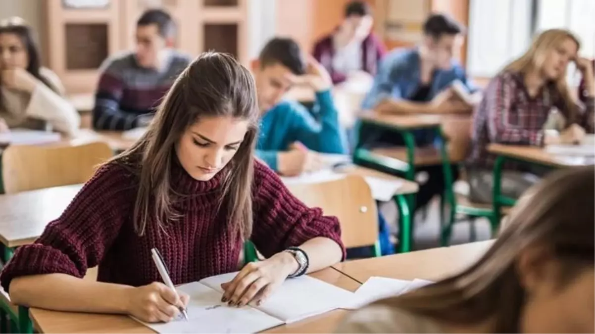 Son Dakika: Milli Eğitim Bakanlığı, yüz yüze eğitime başlayacak liselerle ilgili kriterleri belirledi