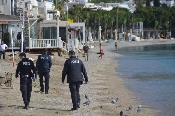 Bodrum'da güneşli havanın keyfini turistler çıkardı Bodrum'da güneşli havanın keyfini turistler çıkardı