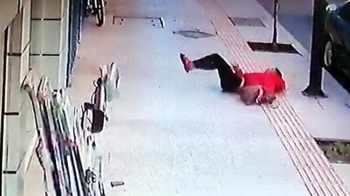 Kendisini balkondan aşağı atan genç kız o anları anlattı: Öfkeme hakim olamadım