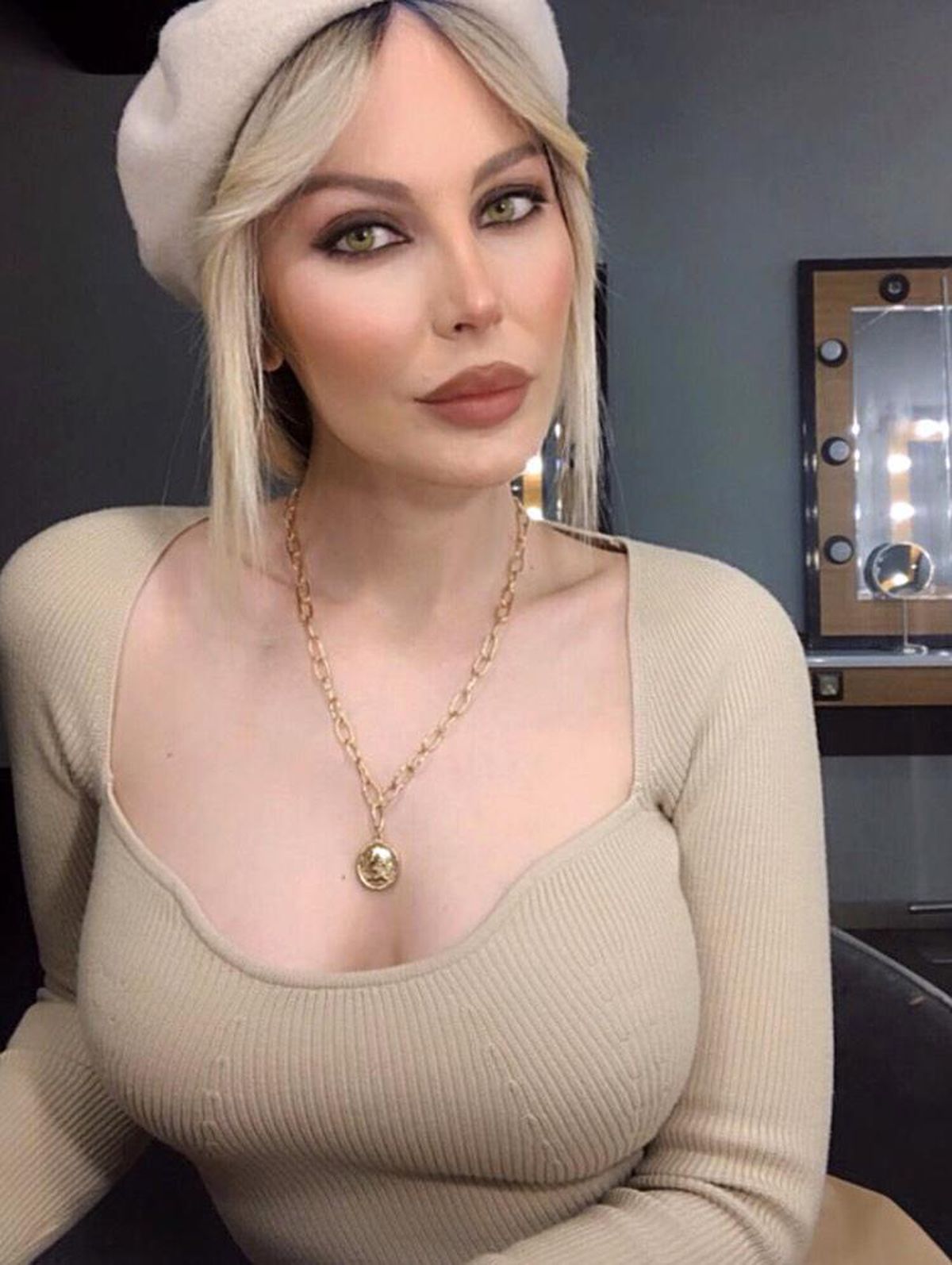 Spiker Hande Sarıoğlu'nun eski hali şok etti!