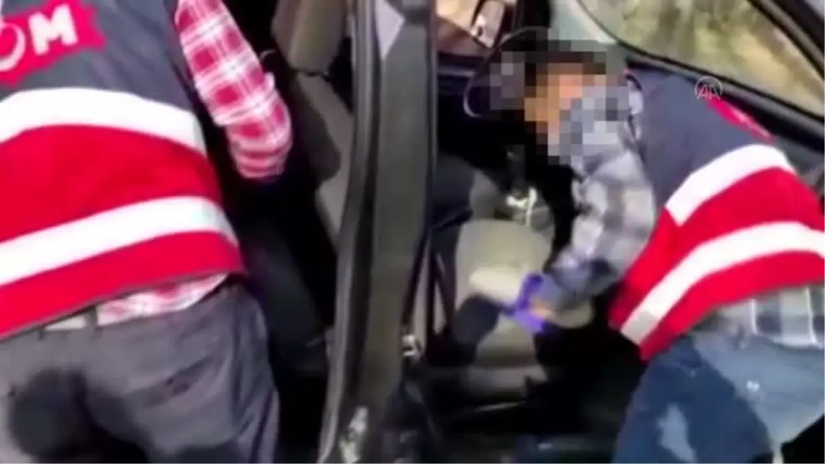 İstanbul'daki uyuşturucu operasyonunda yakalanan 2 şüpheli tutuklandı
