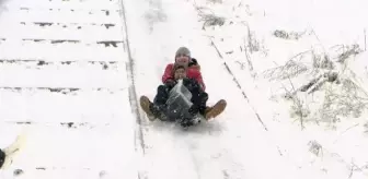 Çocuklar aileleriyle birlikte karın tadını çıkardı