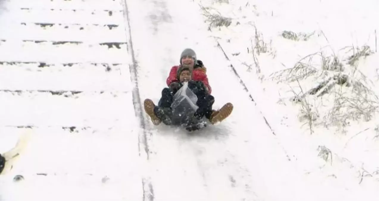 Çocuklar aileleriyle birlikte karın tadını çıkardı