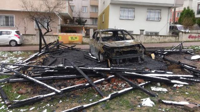garajda alev alan otomobil yanarak kule dondu 3 13926655 o