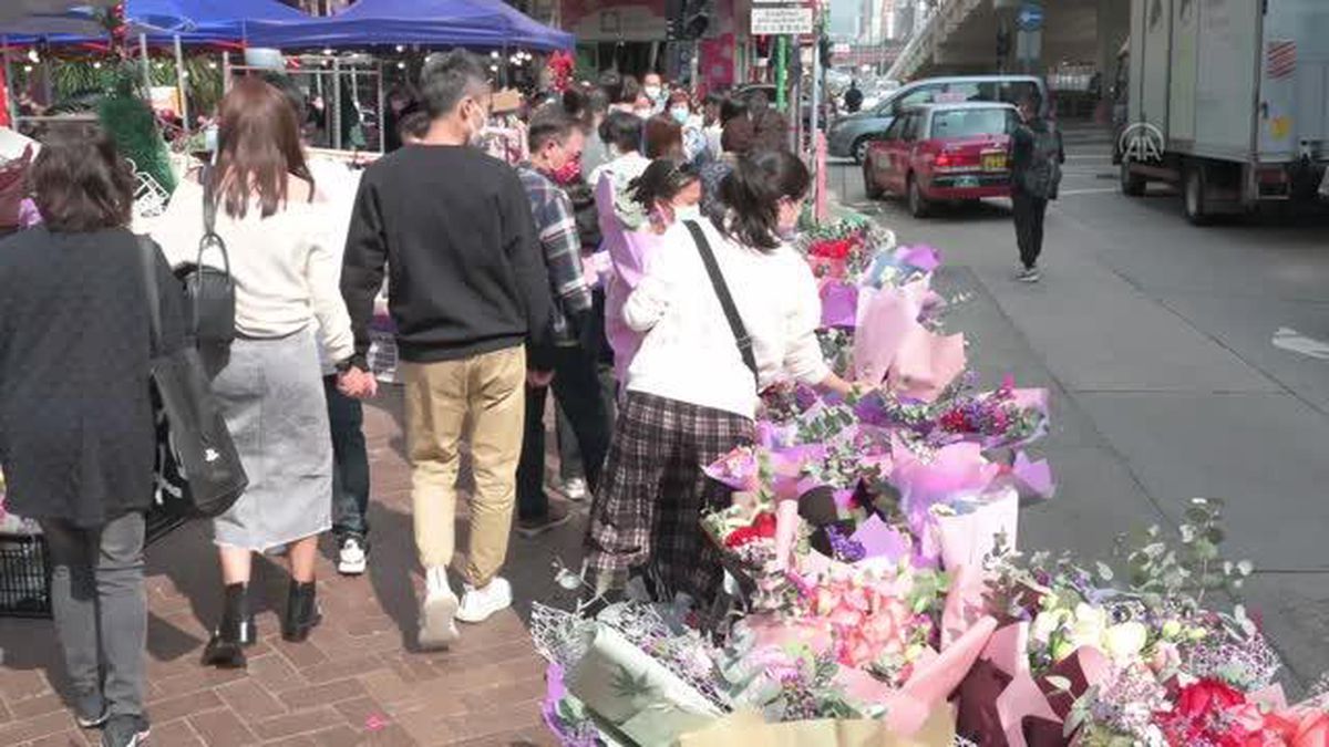 Son dakika haberleri! HONG KONG - Hong Kong'da 'Sevgililer Günü' yoğunluğu