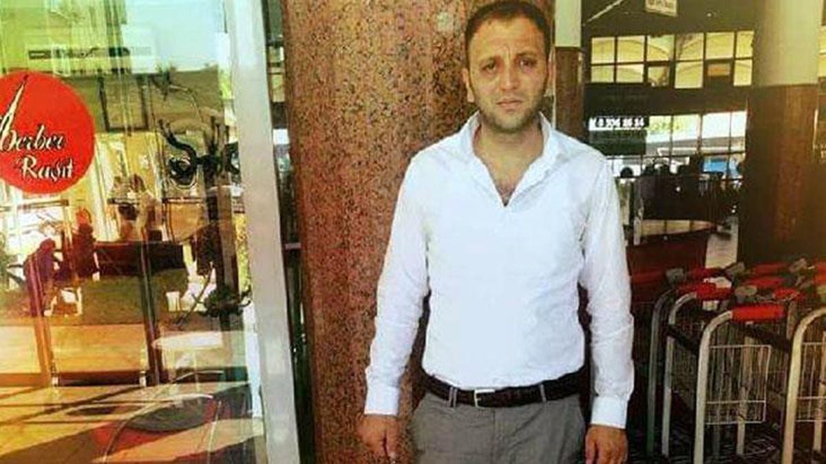Çocuklarıyla evi terk eden eşini Sevgililer Günü'nde de ikna edemeyen koca, 'Elveda' yazıp hayatına son verdi