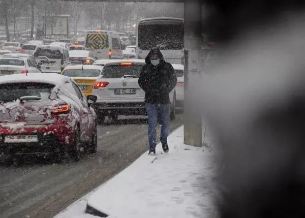Ankara'da kar yağışı etkili oldu (2) Ankara'da kar yağışı etkili oldu (2)