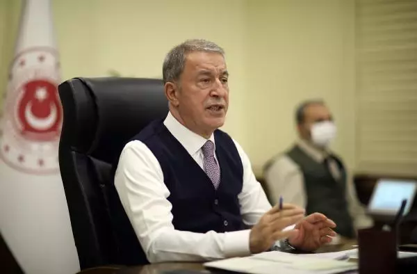 Bakan Akar, video telekonferans toplantısı düzenledi Bakan Akar, video telekonferans toplantısı düzenledi