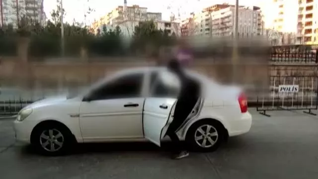 Son dakika haber... Balıkesir merkezli 20 ilde PKK operasyonunda 37 şüpheli yakalandı Son dakika haber... Balıkesir merkezli 20 ilde PKK operasyonunda 37 şüpheli yakalandı