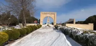 Gelibolu: ÇANAKKALE - Tarihi Gelibolu Yarımadası beyaz örtüyle ayrı bir güzelliğe büründü Gelibolu: ÇANAKKALE - Tarihi Gelibolu Yarımadası beyaz örtüyle ayrı bir güzelliğe büründü