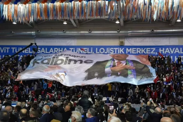 Cumhurbaşkanı Erdoğan: 'Kardeşlerimiz teröristlerin elinde esirdi; Hep bu kardeşlerimizi kurtarmanın hesabını yaptık, çok uğraştık' Cumhurbaşkanı Erdoğan: 'Kardeşlerimiz teröristlerin elinde esirdi; Hep bu kardeşlerimizi kurtarmanın hesabını yaptık, çok uğraştık'