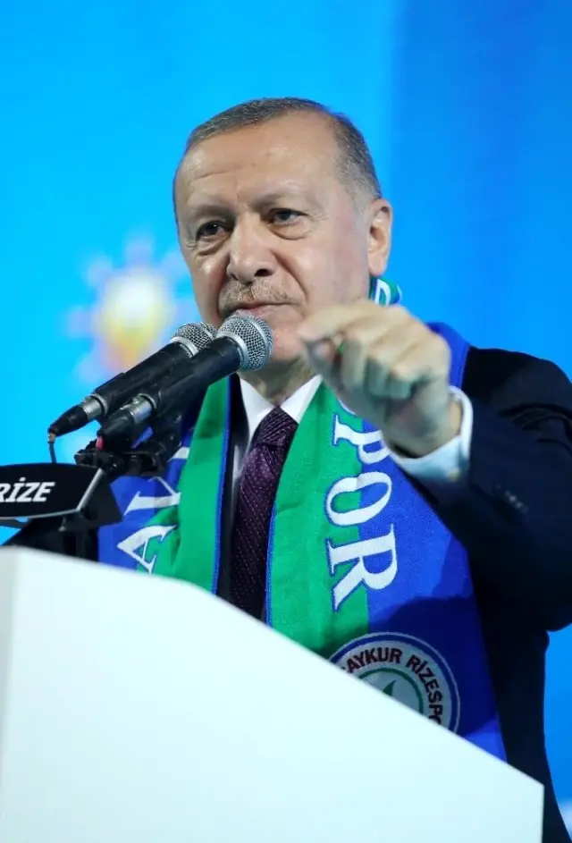 Cumhurbaşkanı Erdoğan: 'Kardeşlerimiz teröristlerin elinde esirdi; Hep bu kardeşlerimizi kurtarmanın hesabını yaptık, çok uğraştık' Cumhurbaşkanı Erdoğan: 'Kardeşlerimiz teröristlerin elinde esirdi; Hep bu kardeşlerimizi kurtarmanın hesabını yaptık, çok uğraştık'