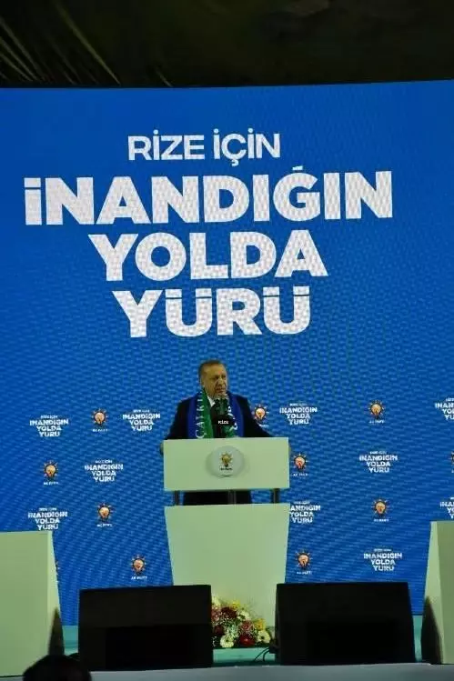 Cumhurbaşkanı Erdoğan: 'Kardeşlerimiz teröristlerin elinde esirdi; Hep bu kardeşlerimizi kurtarmanın hesabını yaptık, çok uğraştık' Cumhurbaşkanı Erdoğan: 'Kardeşlerimiz teröristlerin elinde esirdi; Hep bu kardeşlerimizi kurtarmanın hesabını yaptık, çok uğraştık'