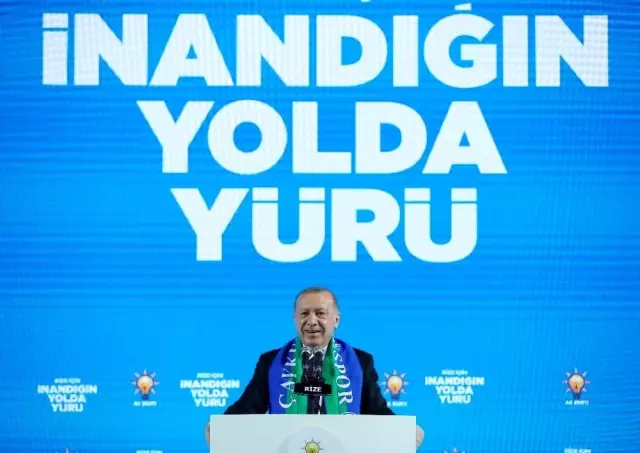 Cumhurbaşkanı Erdoğan: 'Kardeşlerimiz teröristlerin elinde esirdi; Hep bu kardeşlerimizi kurtarmanın hesabını yaptık, çok uğraştık' Cumhurbaşkanı Erdoğan: 'Kardeşlerimiz teröristlerin elinde esirdi; Hep bu kardeşlerimizi kurtarmanın hesabını yaptık, çok uğraştık'