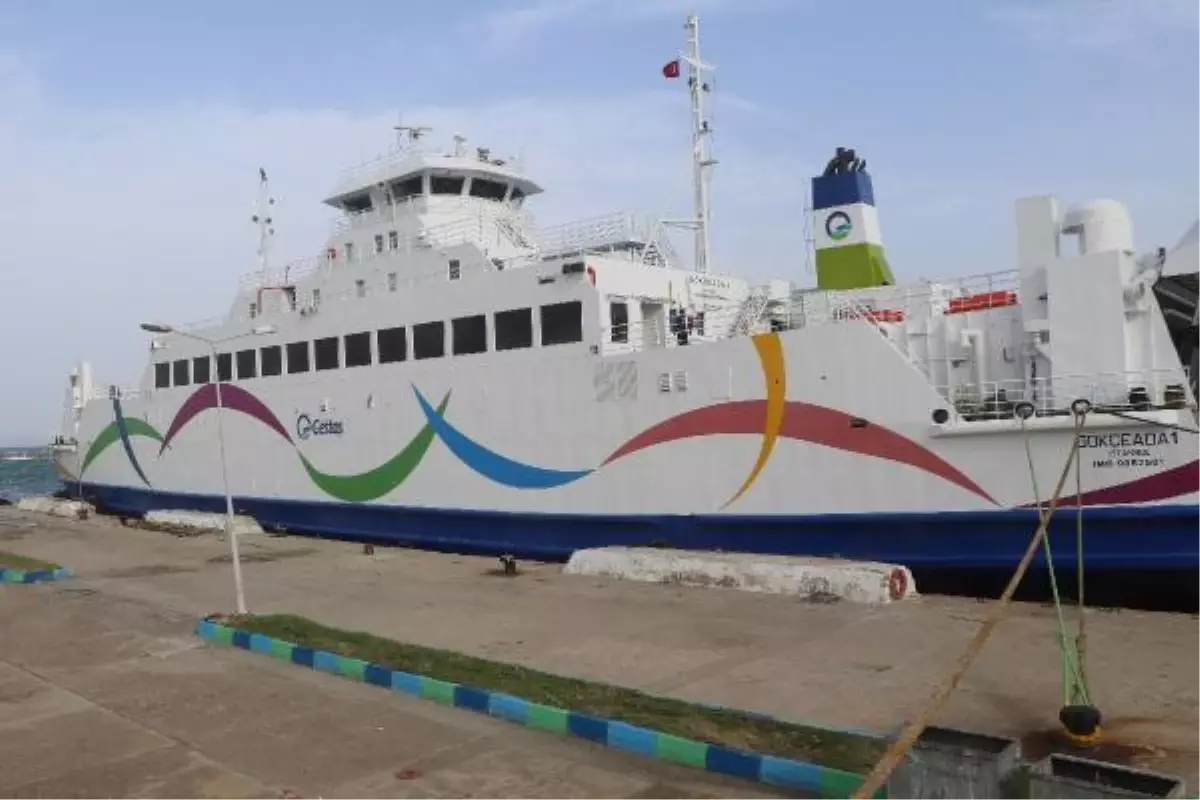 Gökçeada'ya yarınki feribot seferleri iptal edildi