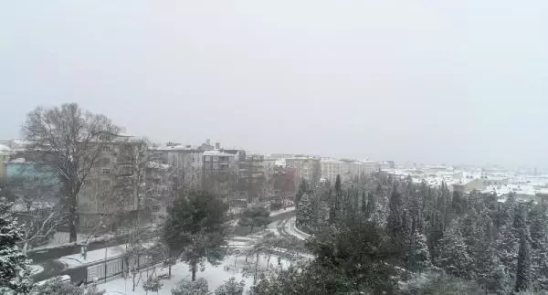 (Havadan fotoğraflarla) Silivri'de kar yağışı devam ediyor (Havadan fotoğraflarla) Silivri'de kar yağışı devam ediyor