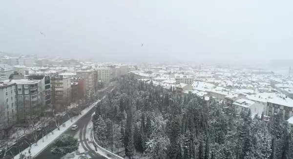 (Havadan fotoğraflarla) Silivri'de kar yağışı devam ediyor (Havadan fotoğraflarla) Silivri'de kar yağışı devam ediyor