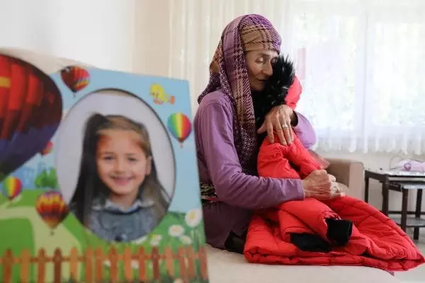 İkranur'un soruşturmasında amca ve hala adliyede (3) İkranur'un soruşturmasında amca ve hala adliyede (3)