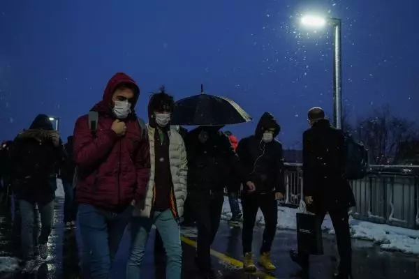 İstanbul'da toplu taşımada yoğunluk İstanbul'da toplu taşımada yoğunluk