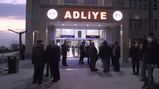 KAHRAMANMARAŞ - Muhsin Yazıcıoğlu'nun ölümüne ilişkin yargılanan 4 kamu görevlisine hapis cezası KAHRAMANMARAŞ - Muhsin Yazıcıoğlu'nun ölümüne ilişkin yargılanan 4 kamu görevlisine hapis cezası