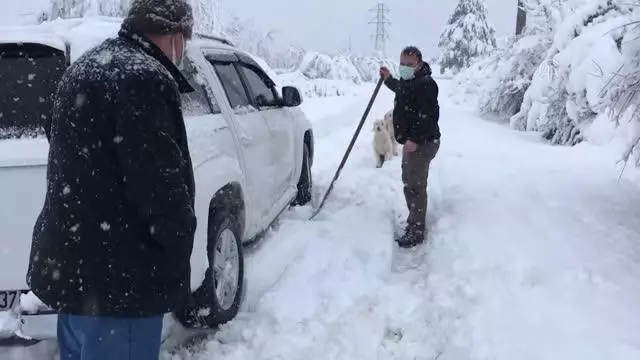 KASTAMONU - Kar yağışı hayatı olumsuz etkiliyor KASTAMONU - Kar yağışı hayatı olumsuz etkiliyor