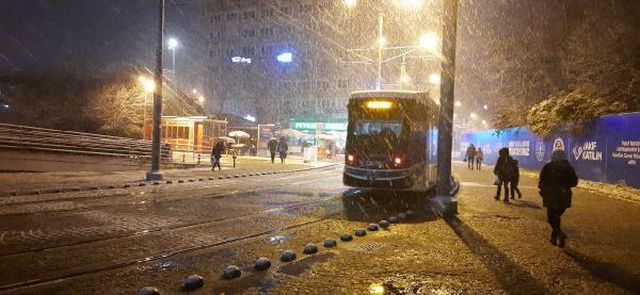 kocaeli de kar yagisi etkili oluyor 8 13929441 o