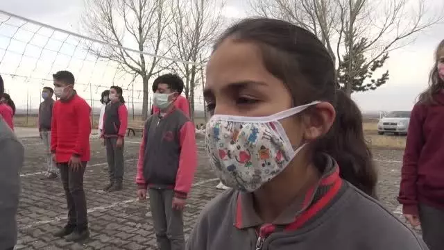 Köy okullarında yüz yüze eğitim başladı Köy okullarında yüz yüze eğitim başladı