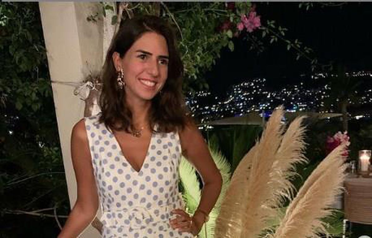 Nazlı Kurbanzade kimdir? Magazin dünyasında yakından tanınan Nazlı Kurbanzade sosyal medyada trend oldu. Nazlı Kurbanzade hakkında araştırmalar yaı