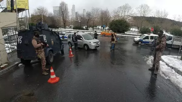 Şişli'de asayiş uygulaması yapıldı Şişli'de asayiş uygulaması yapıldı