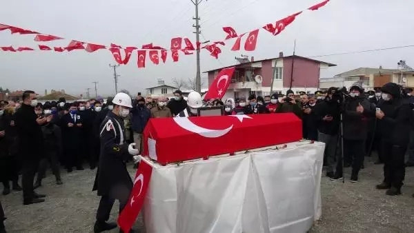 Şehit Uzman Çavuş Ümit Gıcır son yolculuğuna uğurlandı