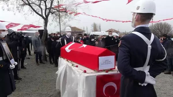 Şehit Uzman Çavuş Ümit Gıcır son yolculuğuna uğurlandı