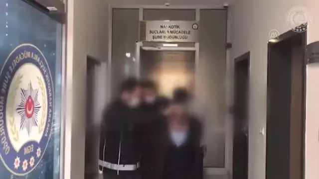 Son bir haftada düzenlenen uyuşturucu operasyonlarında 40 kişi tutuklandı Son bir haftada düzenlenen uyuşturucu operasyonlarında 40 kişi tutuklandı