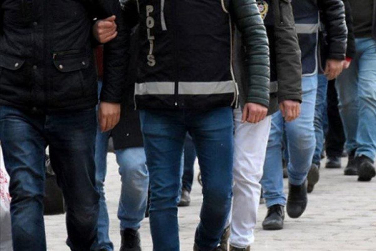 Son Dakika! 40 ildeki terör operasyonlarında HDP il ve ilçe başkanları dahil 718 kişi gözaltına alındı