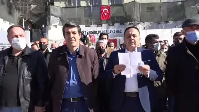 Son dakika haber... Terör örgütü PKK tarafından 13 Türk vatandaşının şehit edilmesine tepki Son dakika haber... Terör örgütü PKK tarafından 13 Türk vatandaşının şehit edilmesine tepki