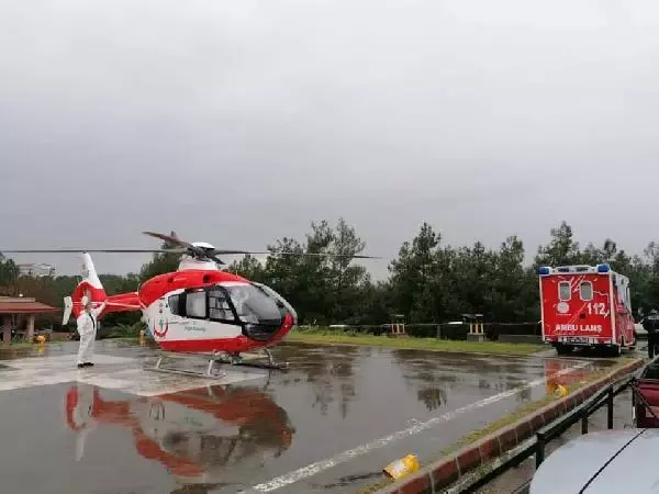 Son dakika haberleri... Ambulans helikopter korona hastası için havalandı Son dakika haberleri... Ambulans helikopter korona hastası için havalandı