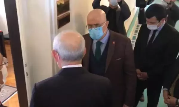 CHP'li Berberoğlu, 8 ay sonra Meclis'te CHP'li Berberoğlu, 8 ay sonra Meclis'te